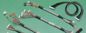 TFT Display Zubehoer wie Kabel Kabelstecker und Adapter Boards